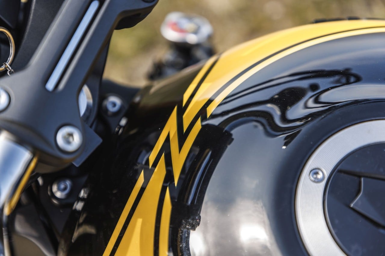 Kawasaki Z900 RS SE e Yamaha XRS900: modern classic... a modo loro